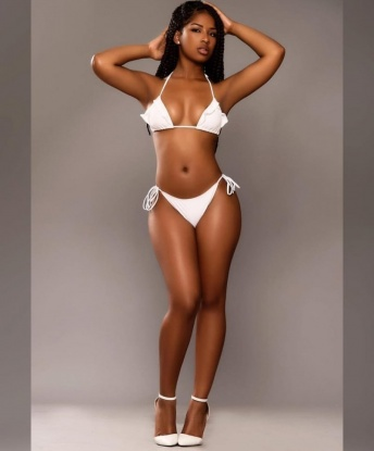 Каролина, 24 года